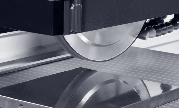 东莞福庆大型展示厅正式开放，全面展示台湾福裕先进磨床系列产品！